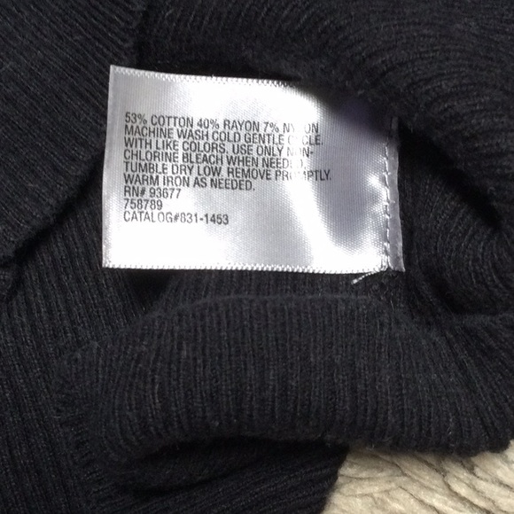 💋 4/$30 lightweight short sleeve sweater - Picture 5 of 5